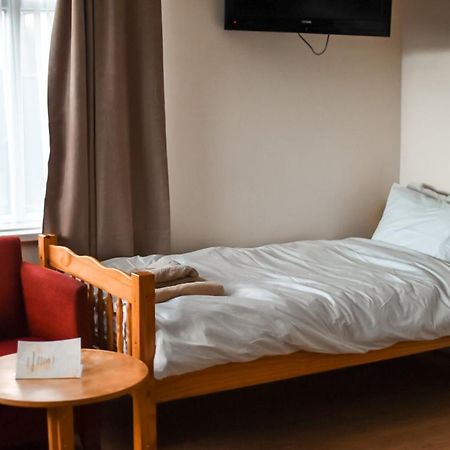 Hotel The Crown And Woolpack Long Sutton  Esterno foto